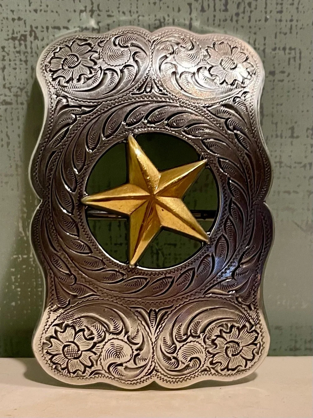 LIKE NEW NOCONA Western Floral Engraved Belt Buckle with Gold Star